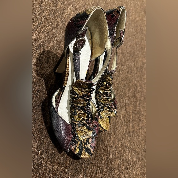Madden Girl Women’s 8.5 multicolor snakeskin shoe high heel gorgeous EUC - Picture 1 of 6